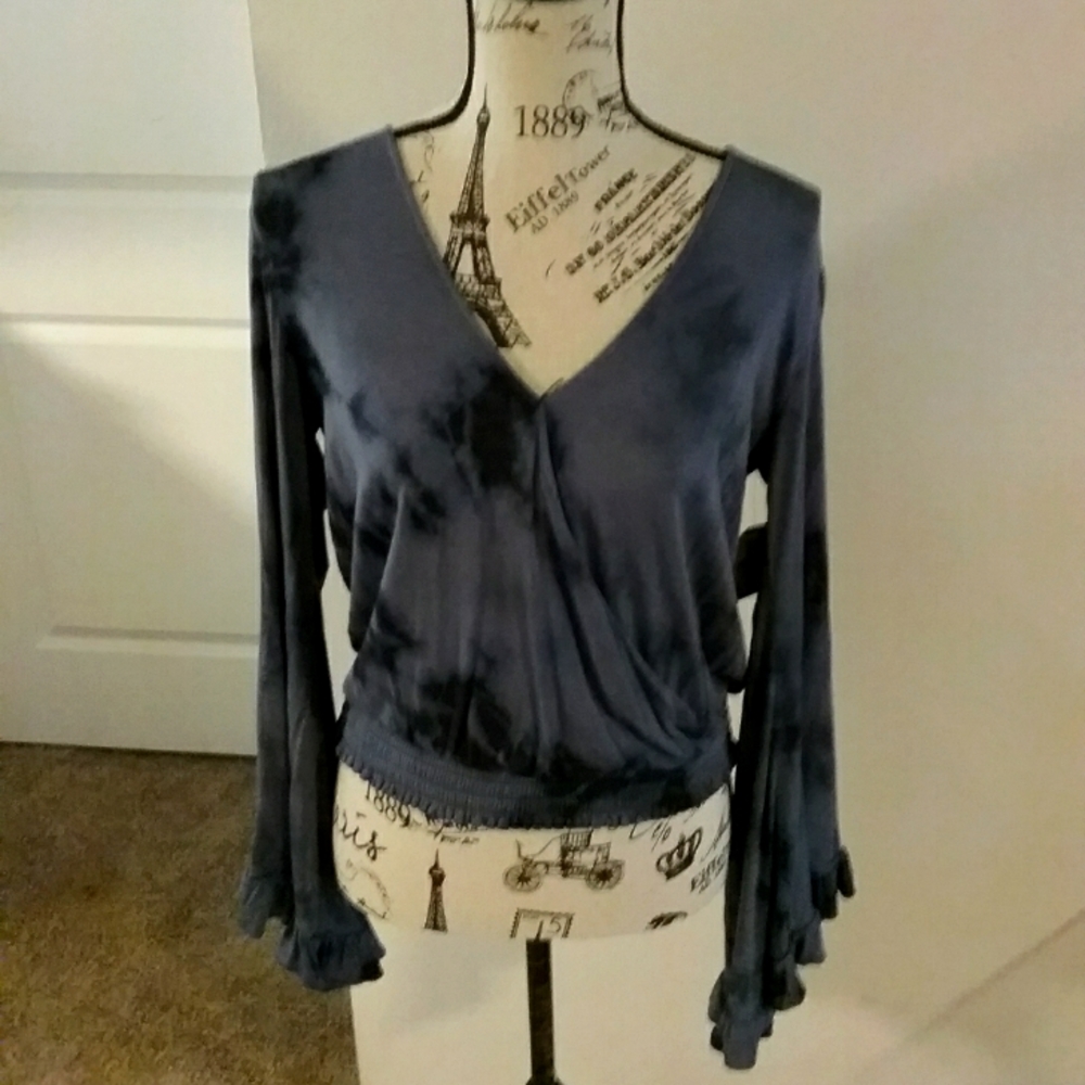 BRAND NEW NWT American Eagle Tie-Die Shirt
